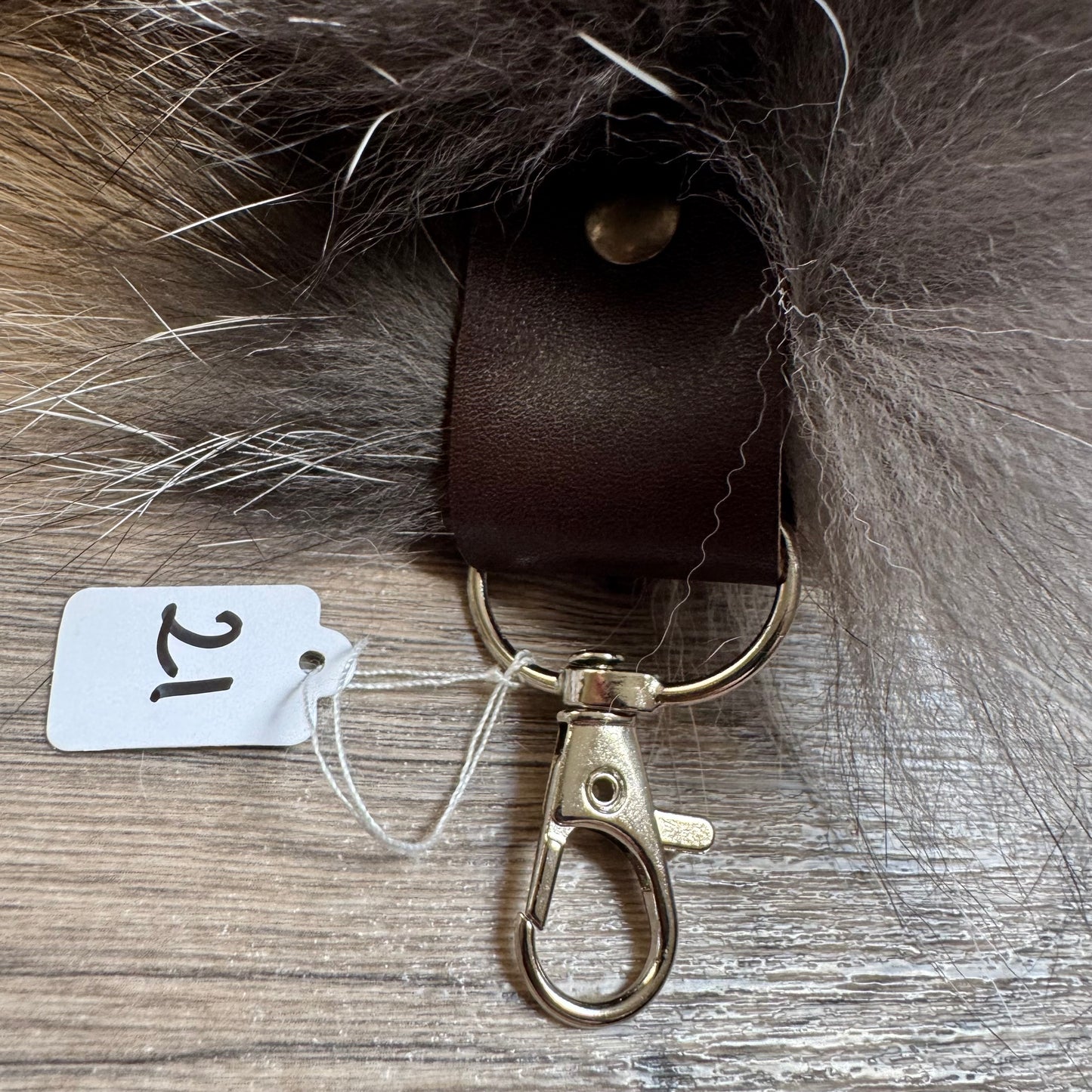 Cross fox tail keychain (21)