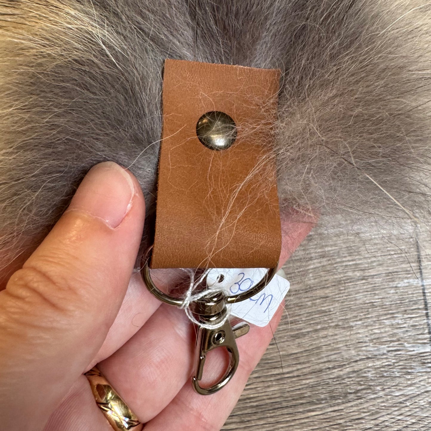 Coyote tail keychain (59)