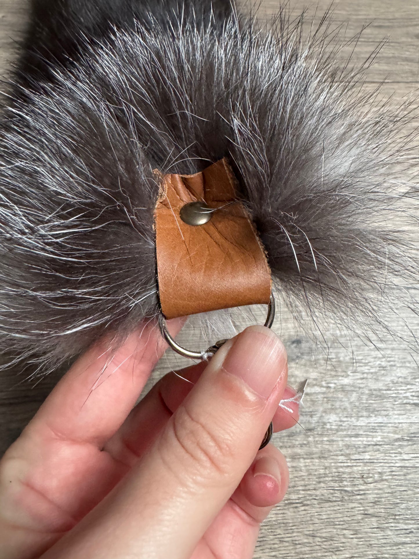 Blue Frost fox tail keychain (81)