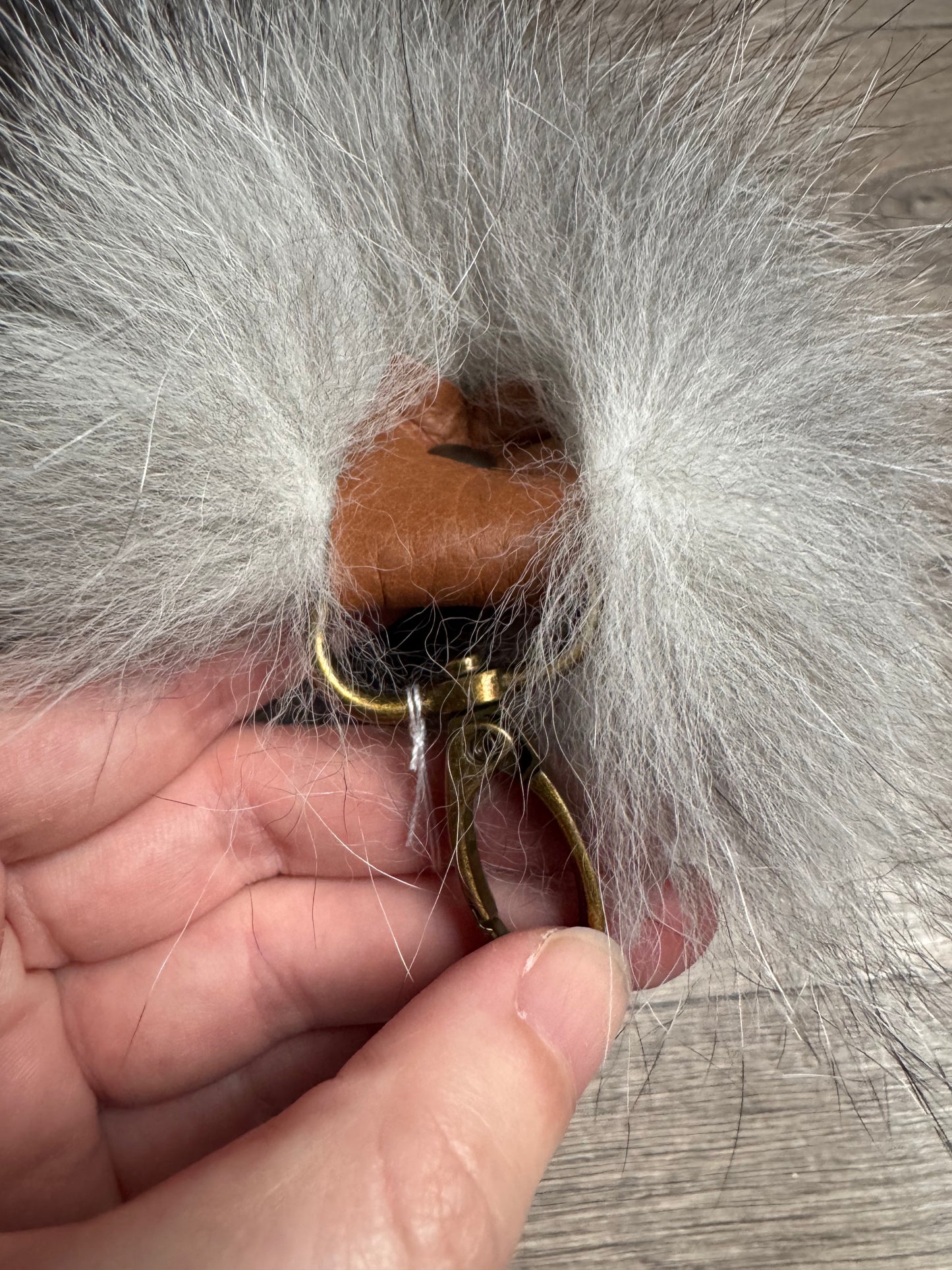 Blue Frost fox tail keychain (17)