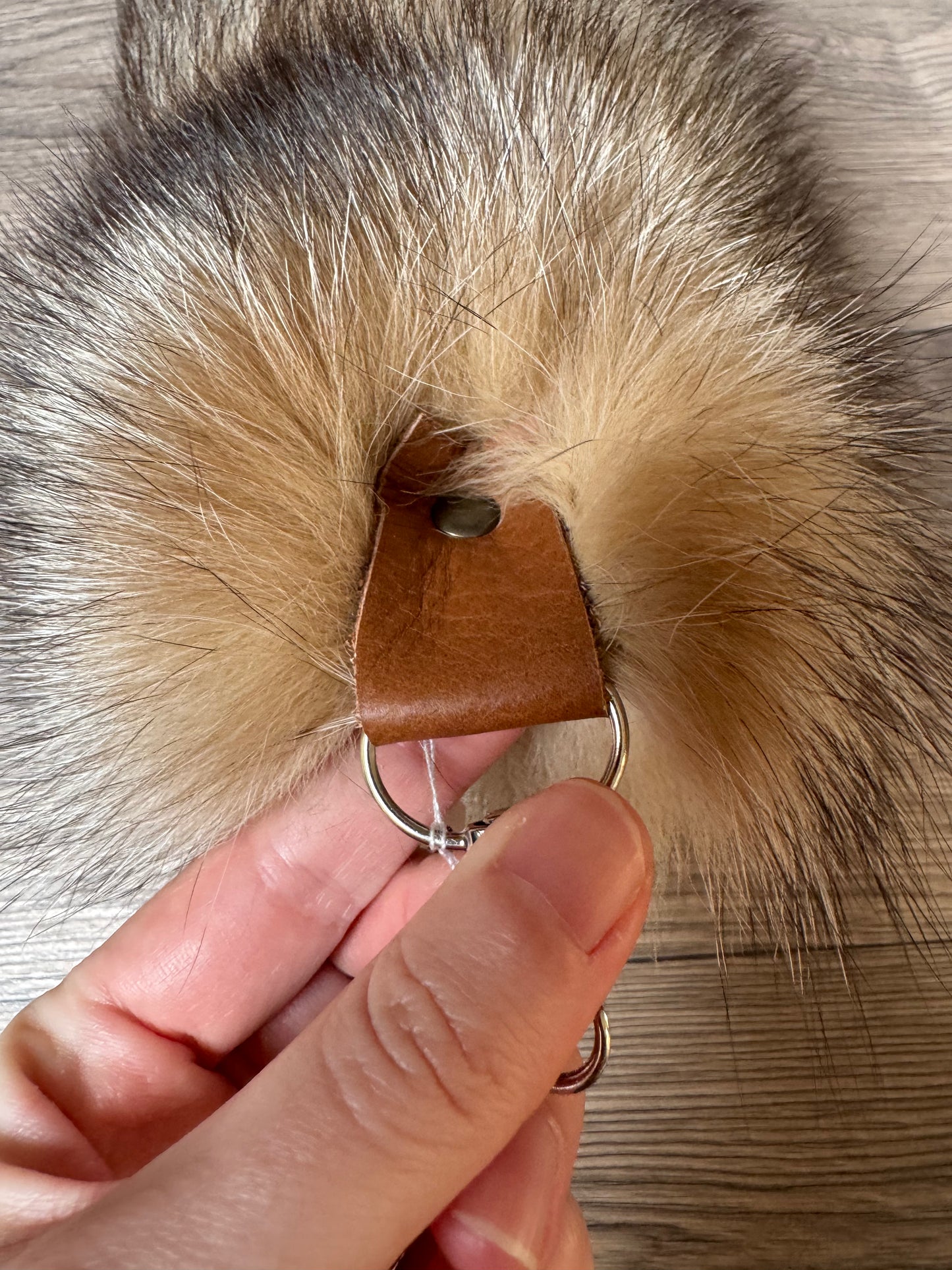 Crystal fox tail keychain (168)