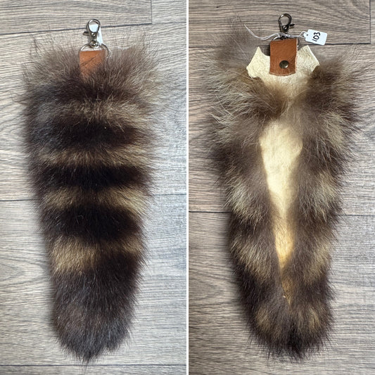 Raccoon tail keychain (103)