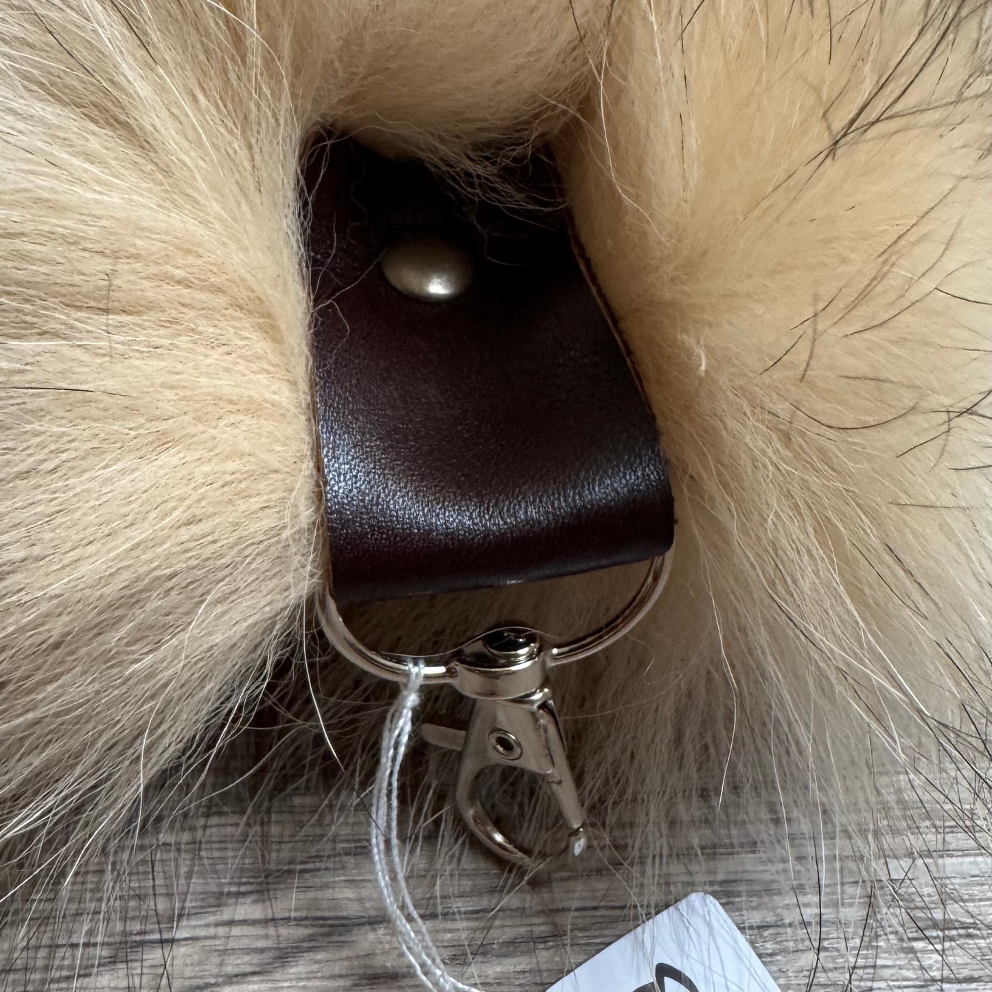Crystal fox tail keychain (8)