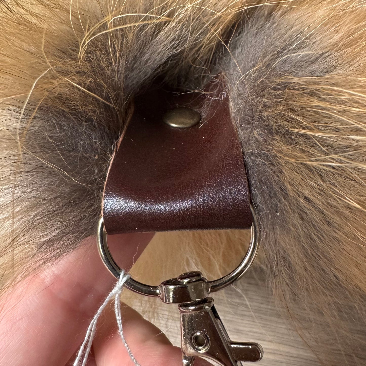 Gold fox tail keychain (17)