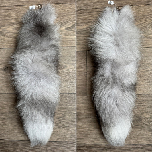 Lavender Frost fox tail keychain (170)