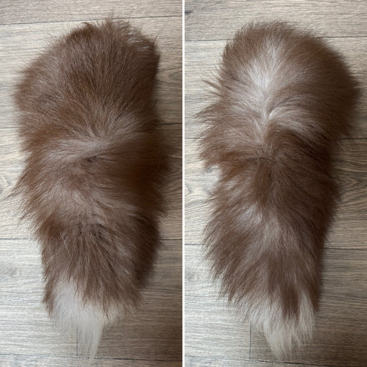 Burgundy fox tail keychain (125)