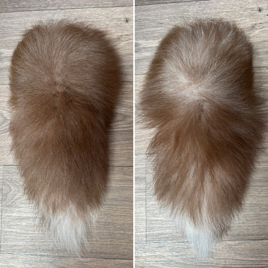 Burgundy fox tail keychain (126)