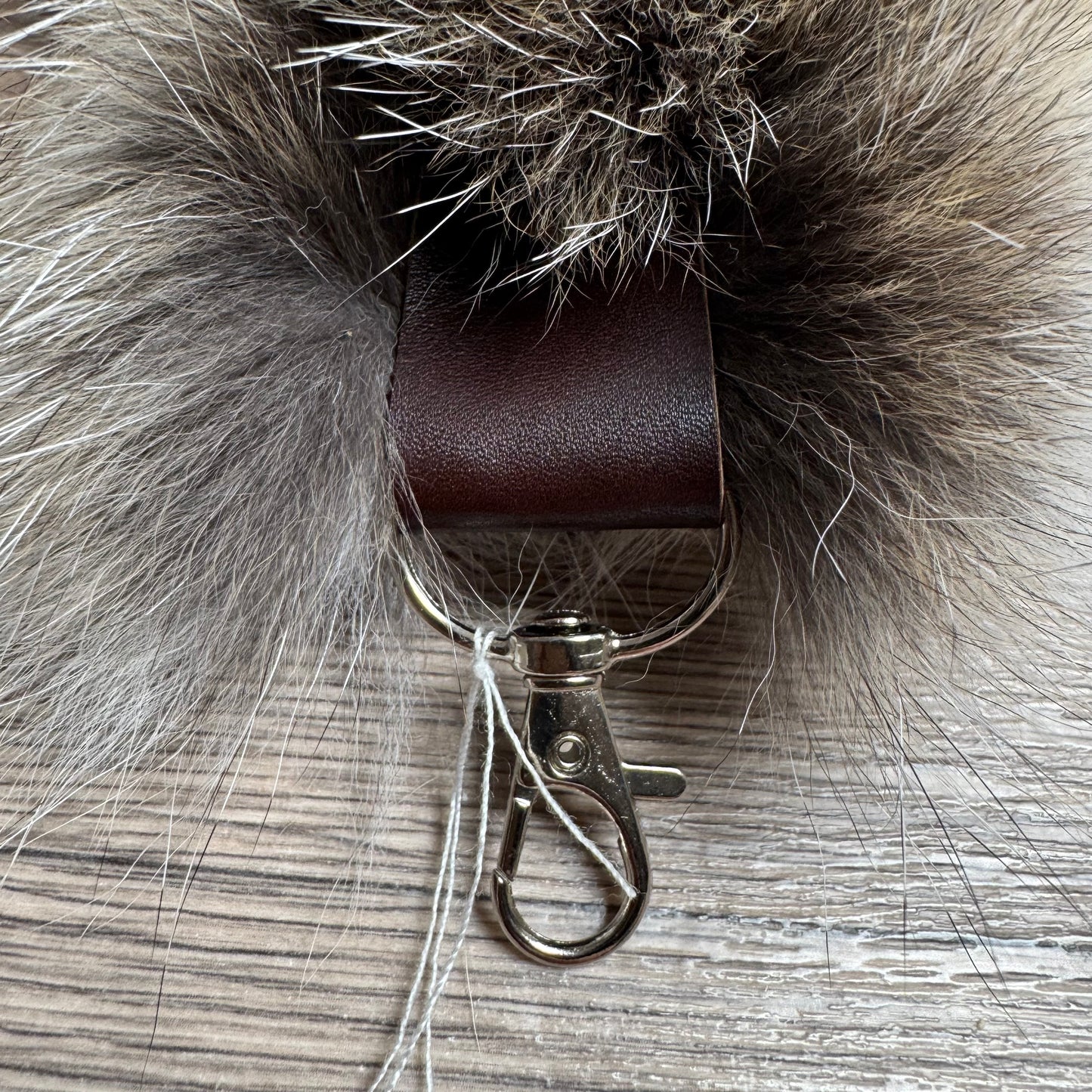 Golden Island fox tail keychain (56)