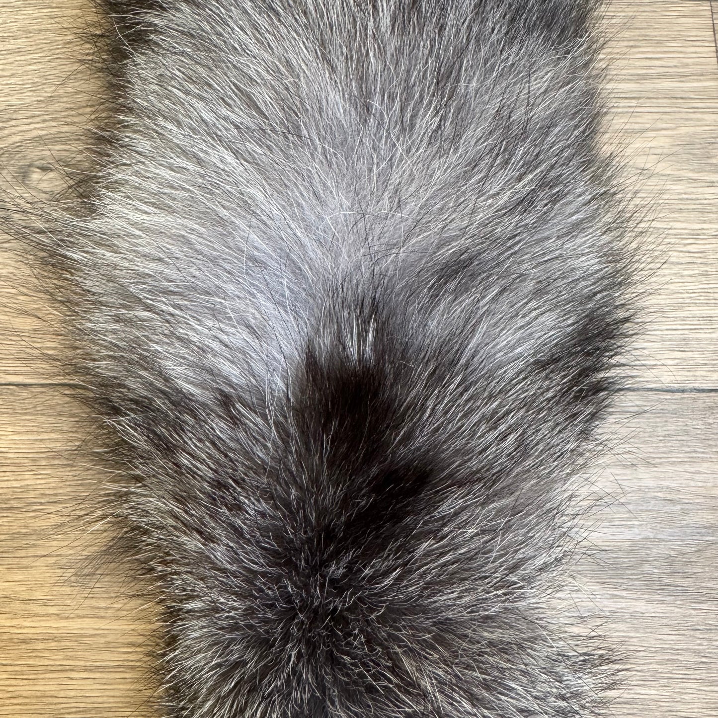 Blue Frost fox tail keychain (75)