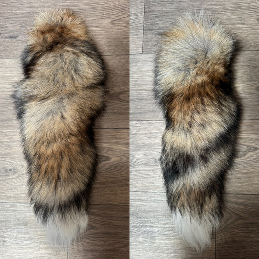 Gold fox tail keychain (40)