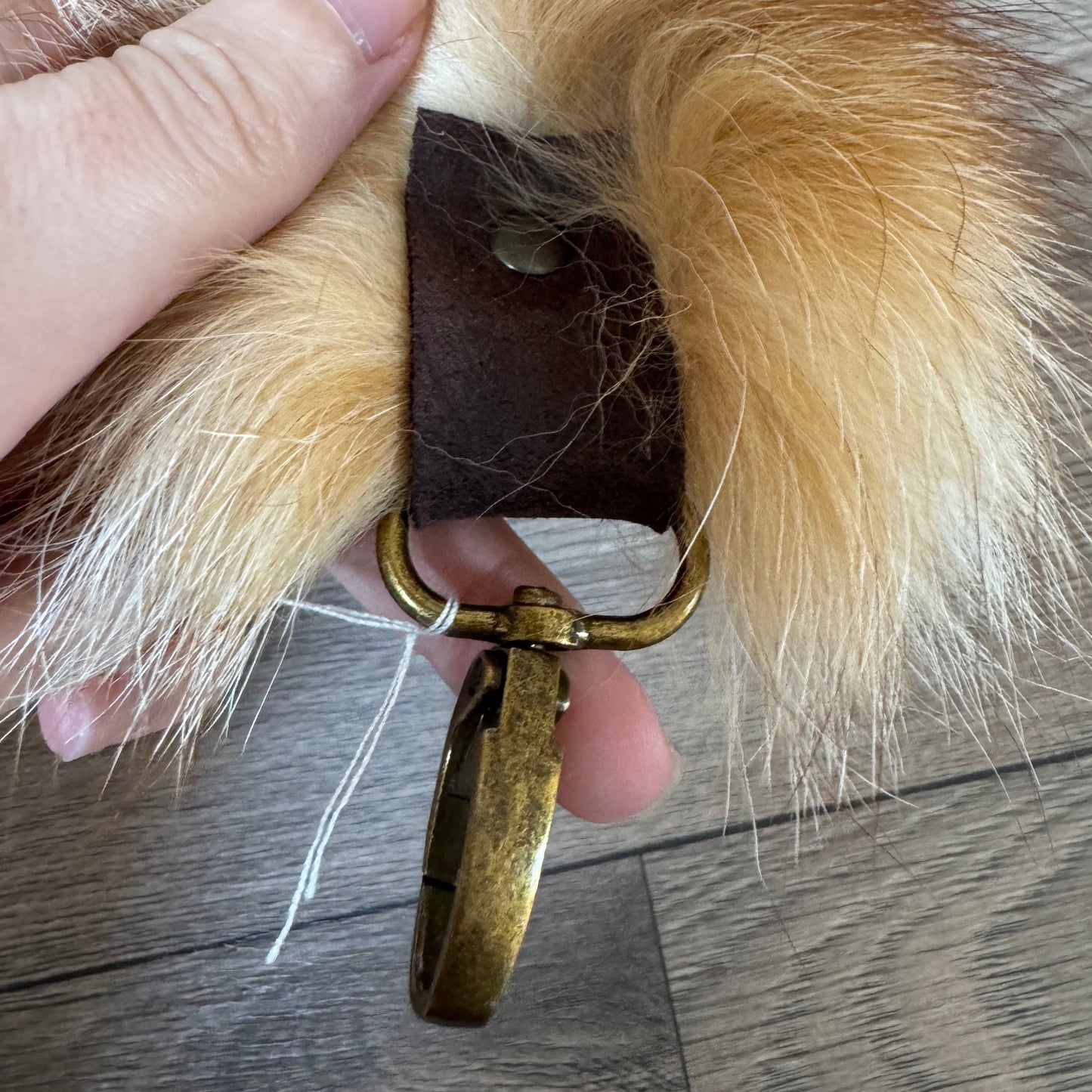 Crystal fox tail keychain (43)