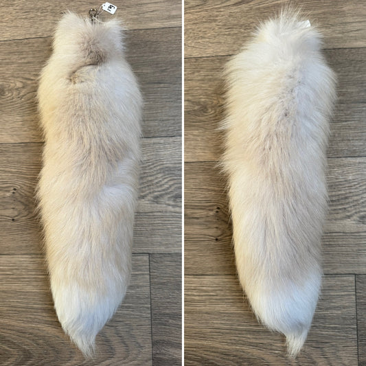 Palomino Frost fox tail keychain (179)