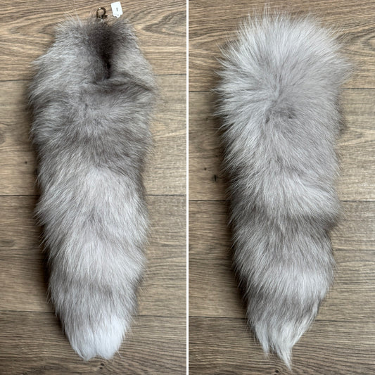 Lavender Frost fox tail keychain (1)