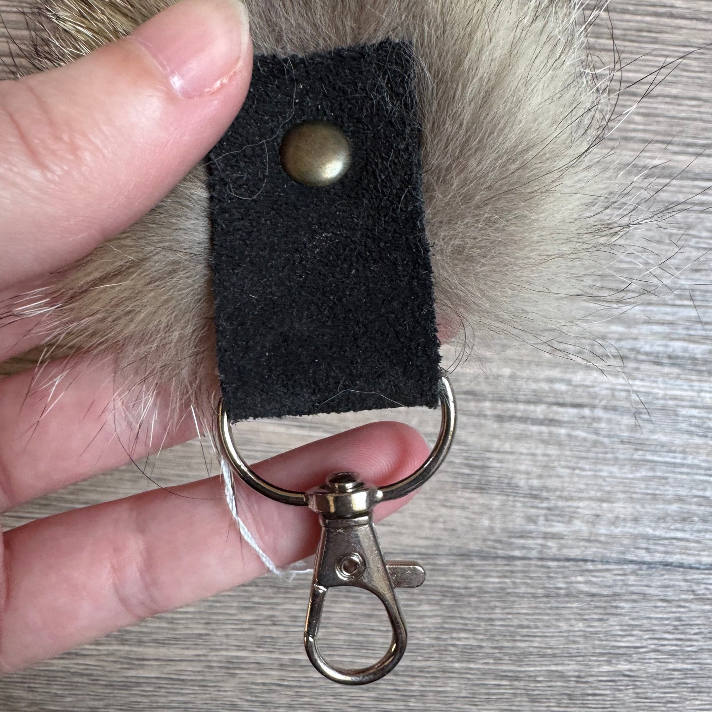 Kit fox tail keychain (27)