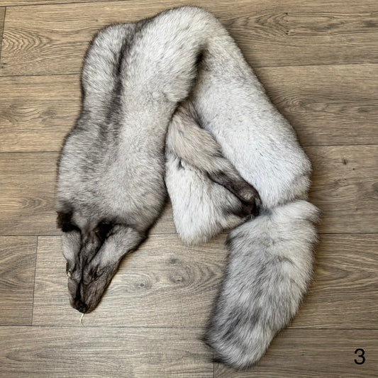 Blue fox pelt (3)