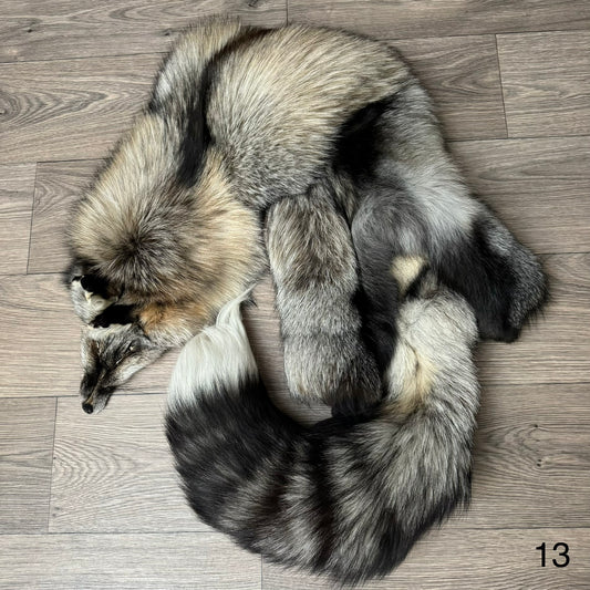 Smokey fox pelt (13)
