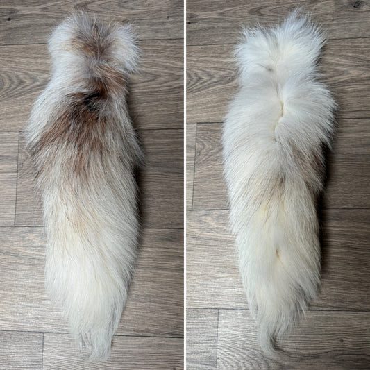 Sun Glow fox tail keychain (5)
