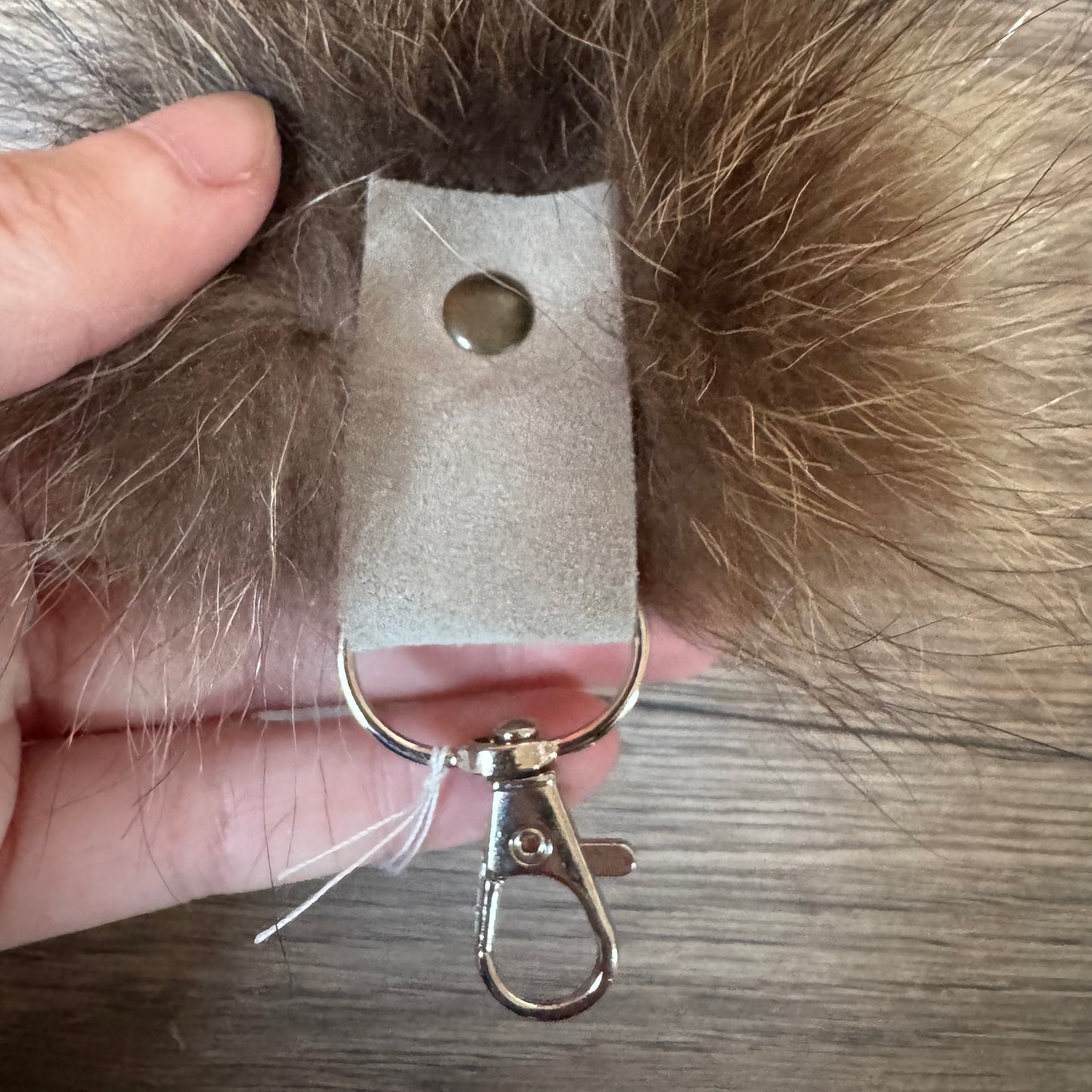 Raccoon tail keychain (23)