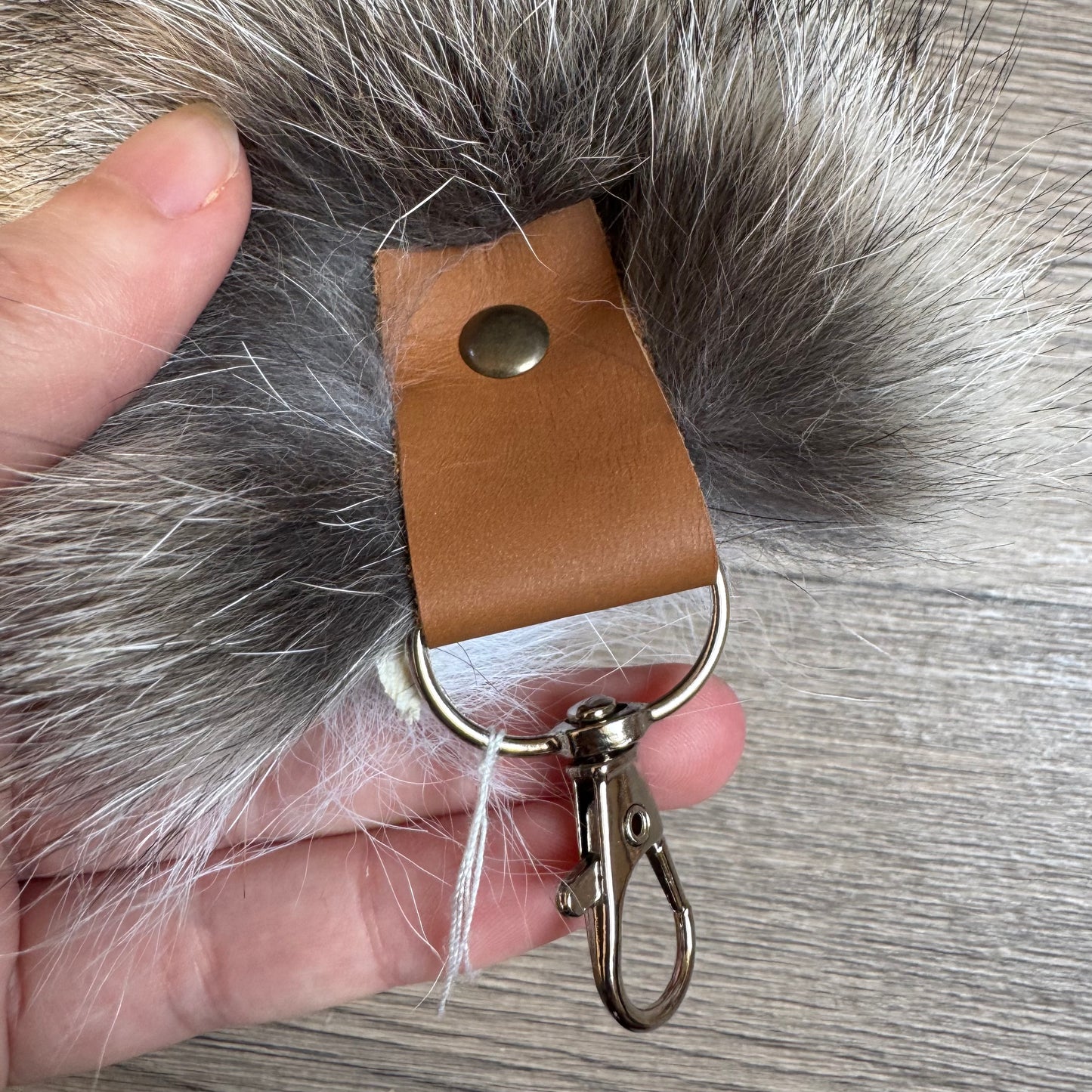 Golden Island fox tail keychain (13)