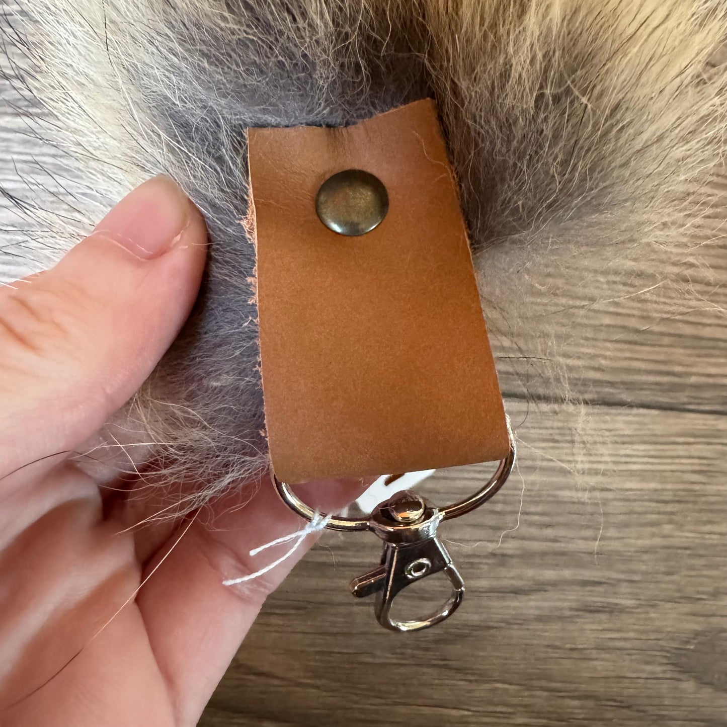 Coyote tail keychain (15)