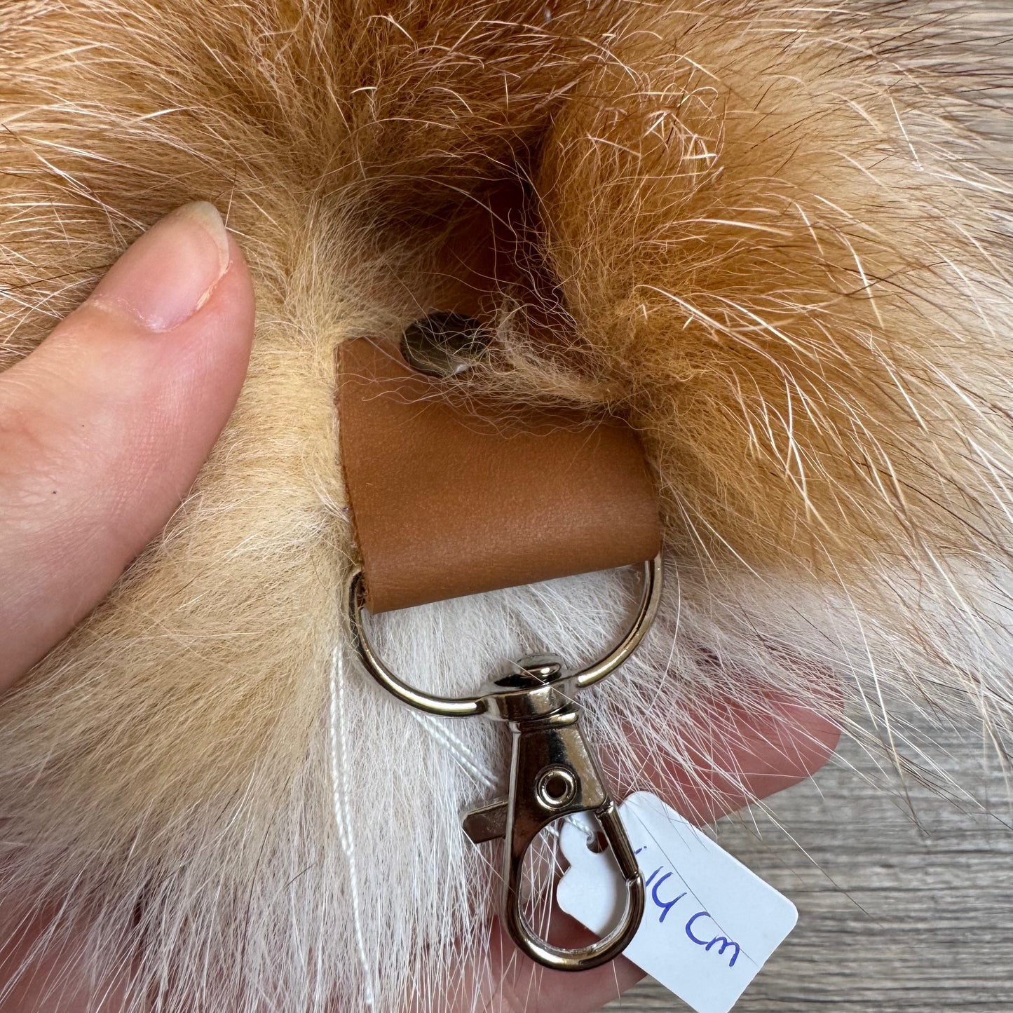 Crystal fox tail keychain (79)