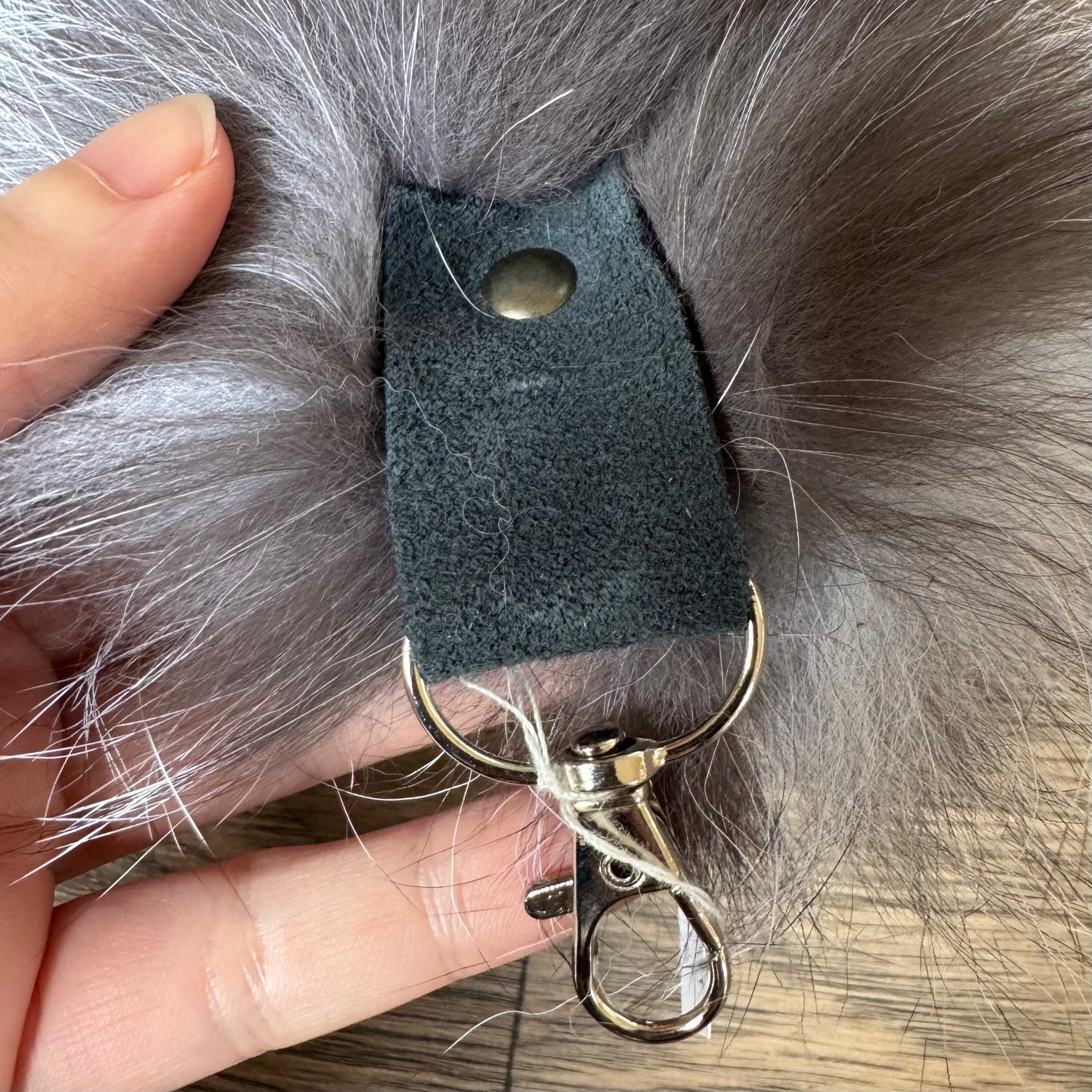 Silver fox tail keychain (53)