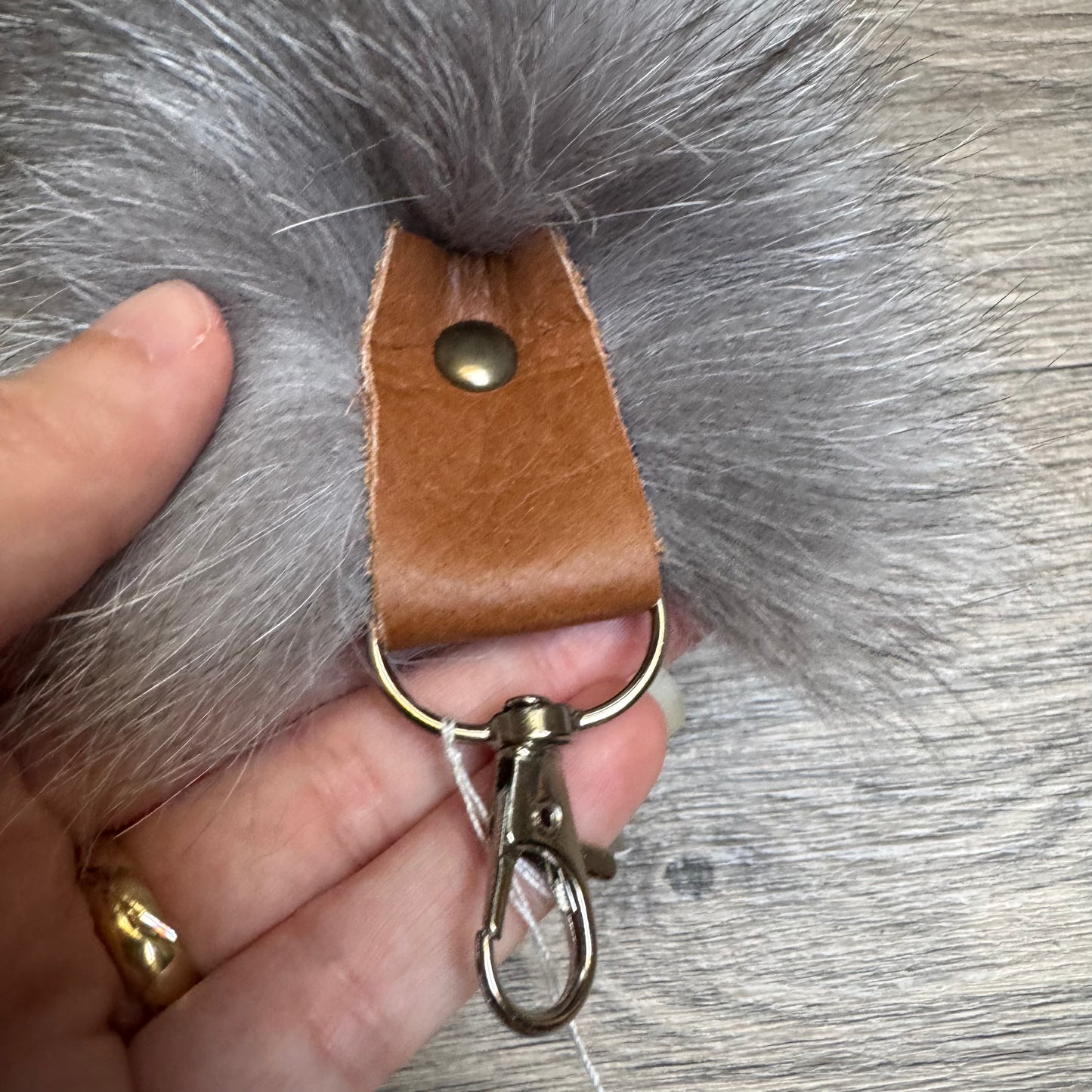 Sapphire Frost fox tail keychain (127)