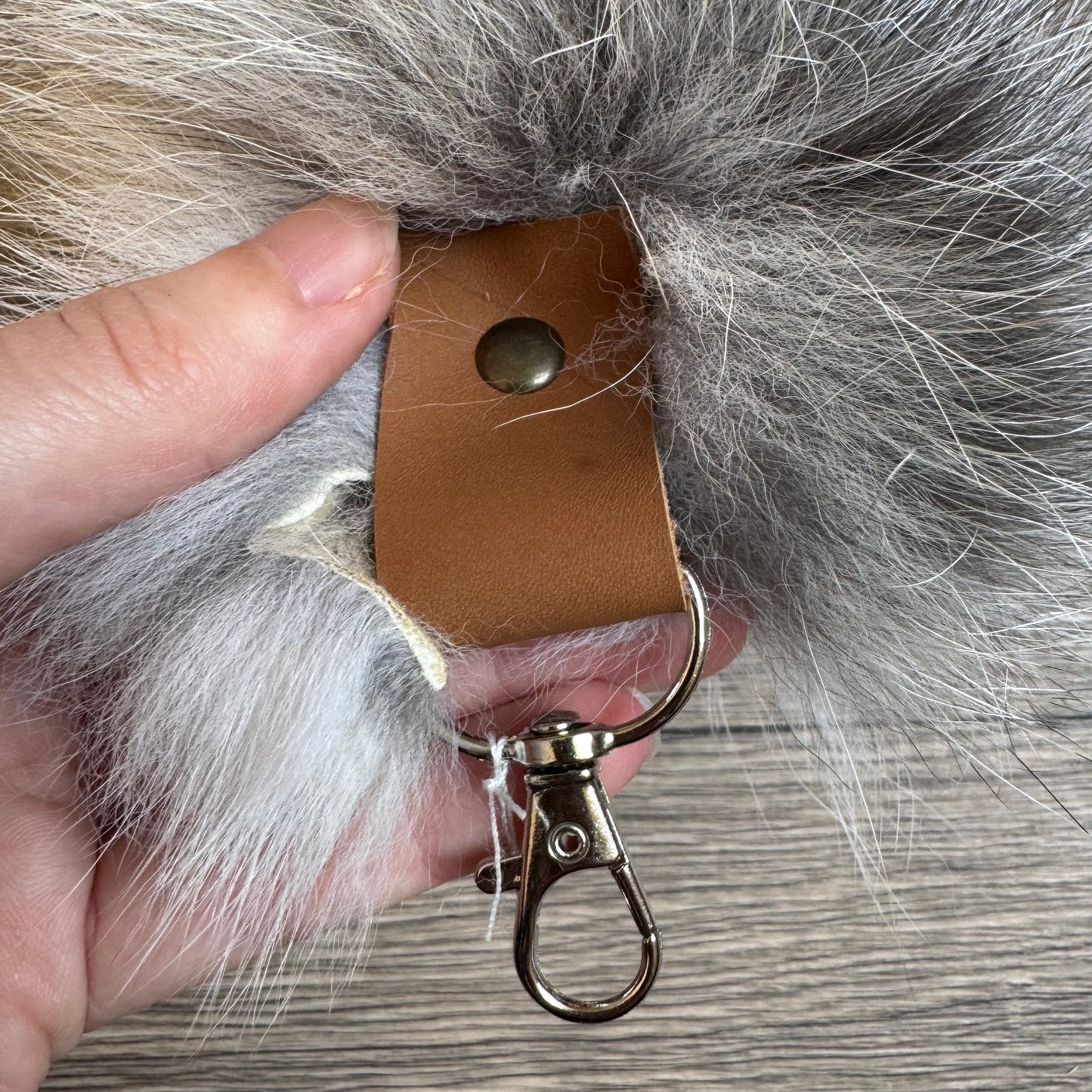 Golden Island fox tail keychain (49)