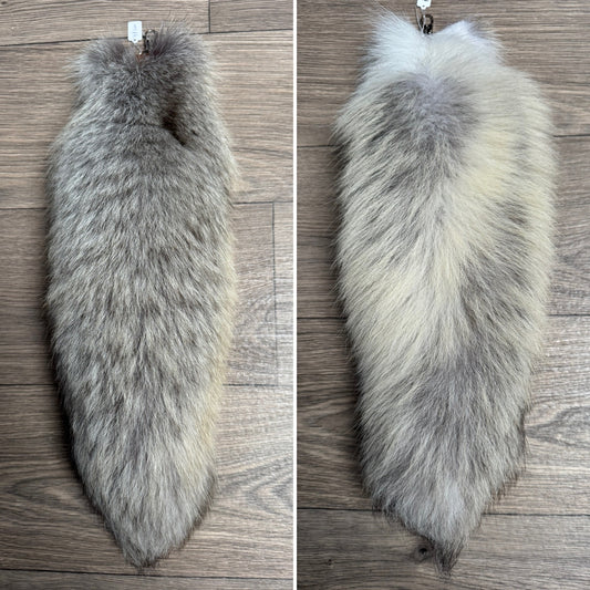Golden Island fox tail keychain (74)