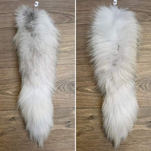 Shadow Golden Island fox tail keychain (78)