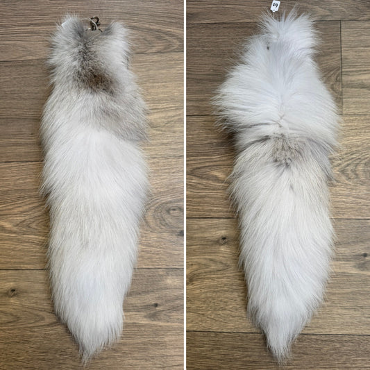 Arctic Golden Island fox tail keychain (63)