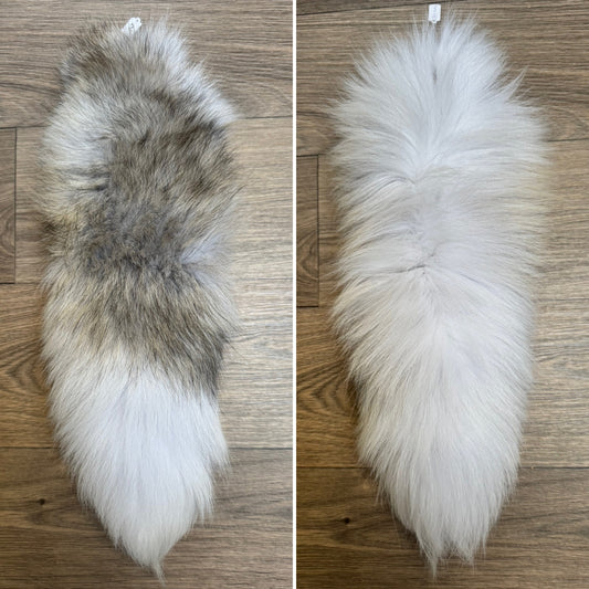 Arctic Golden Island fox tail keychain (2)