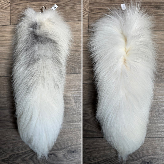 Arctic Marble fox tail keychain (24)