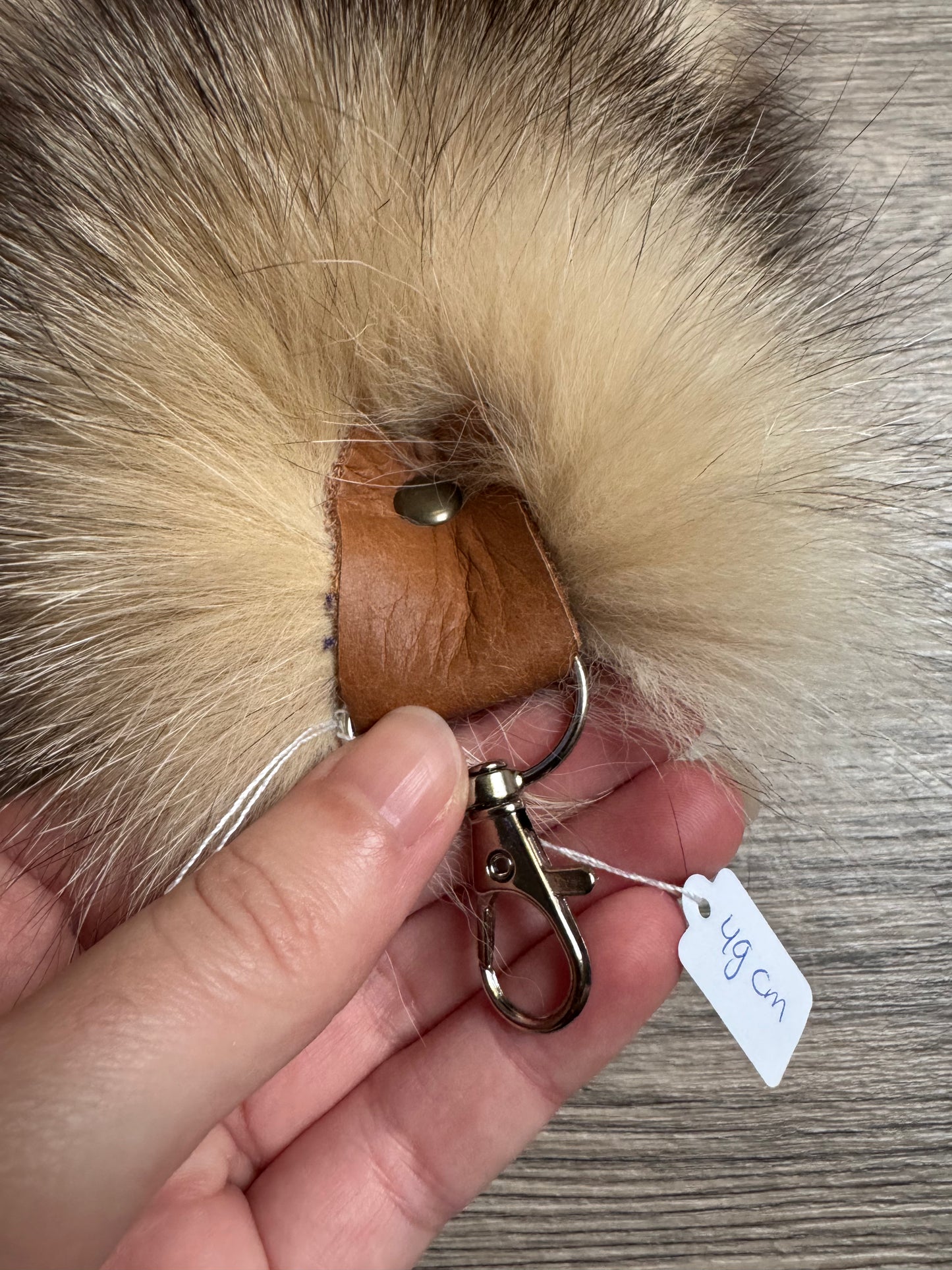 Crystal fox tail keychain (67)