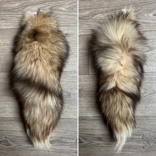 Crystal fox tail keychain (67)