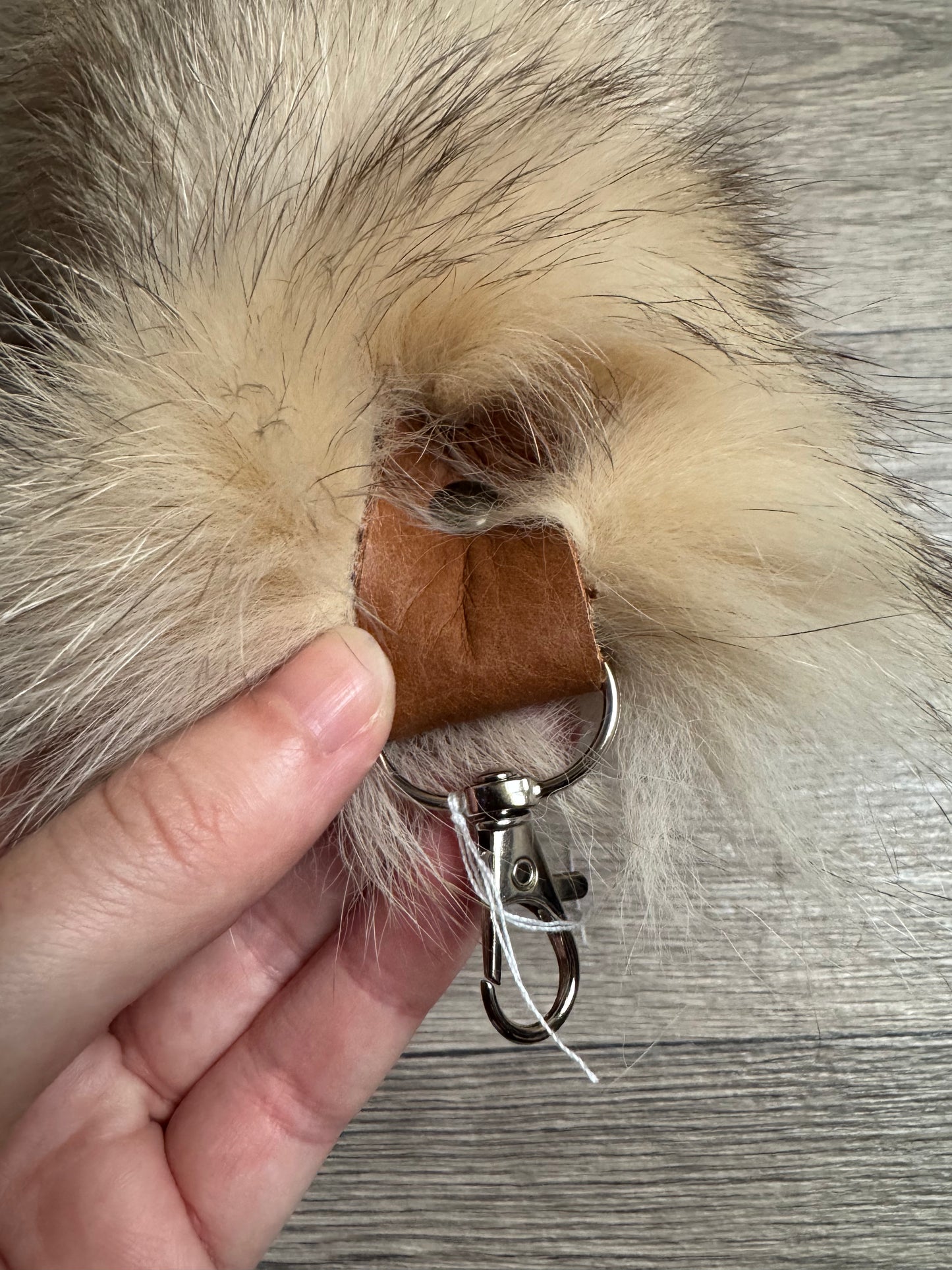 Crystal fox tail keychain (37)