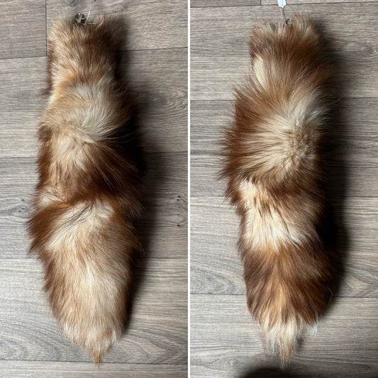Crystal fox tail keychain (42)
