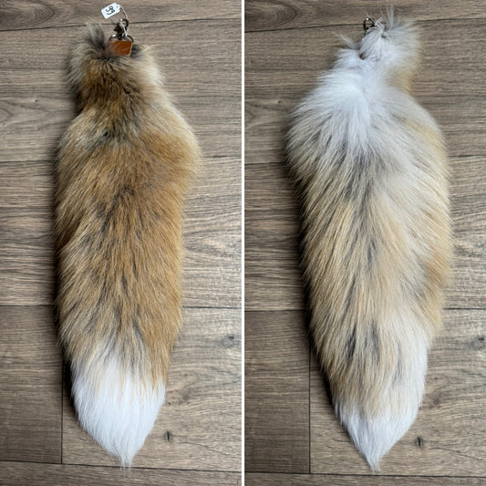 Arctic Golden Island fox tail keychain (99)
