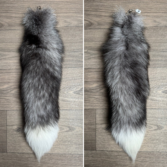 Blue Frost fox tail keychain (86)