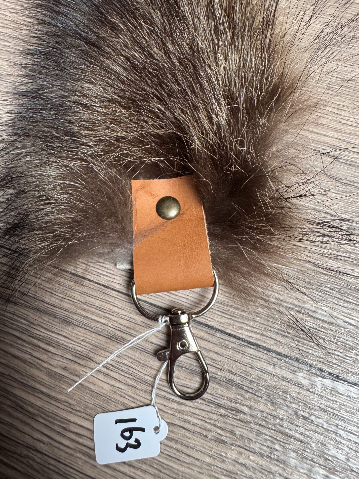 Raccoon tail keychain (163)