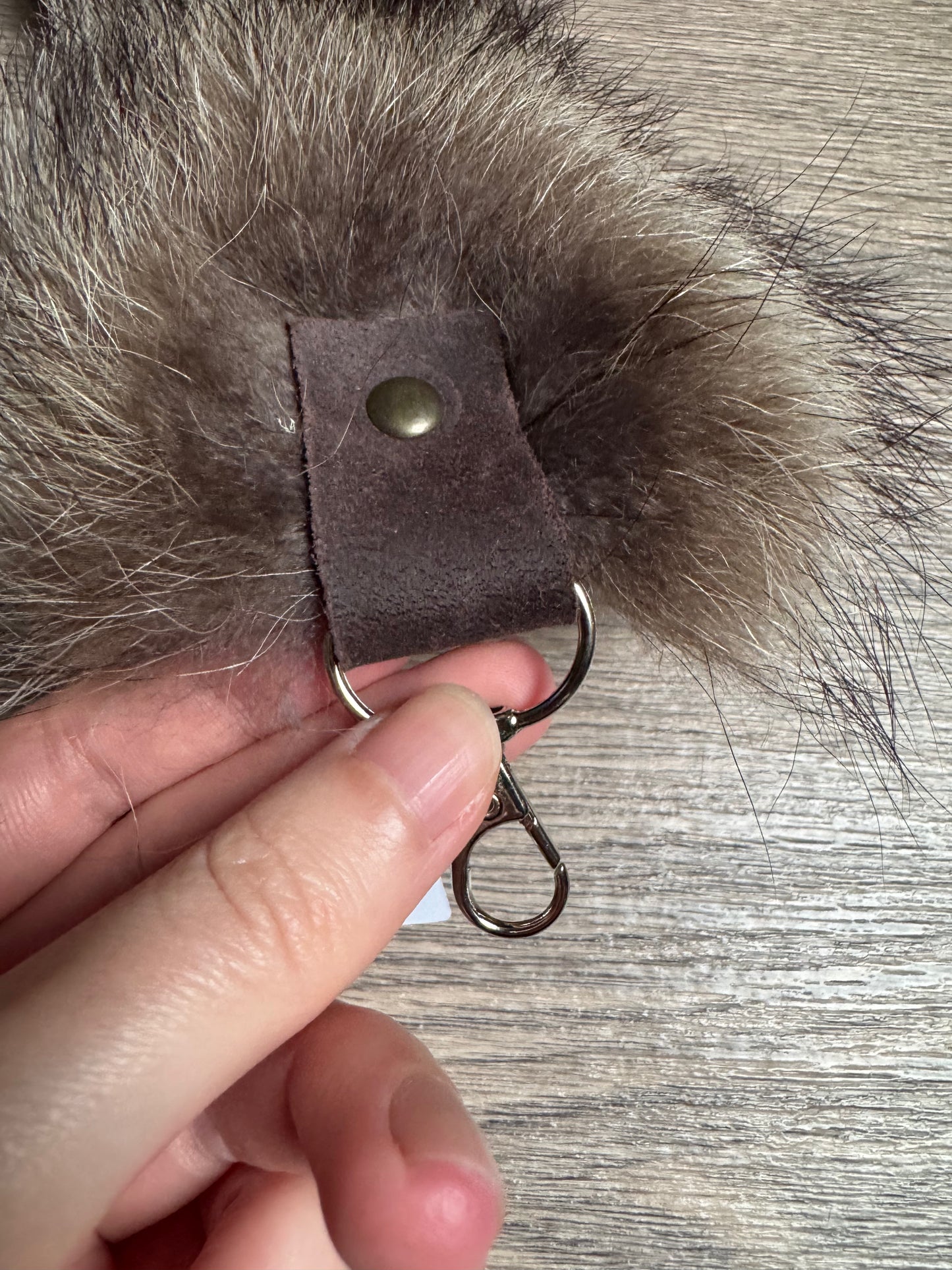 Raccoon tail keychain (165)