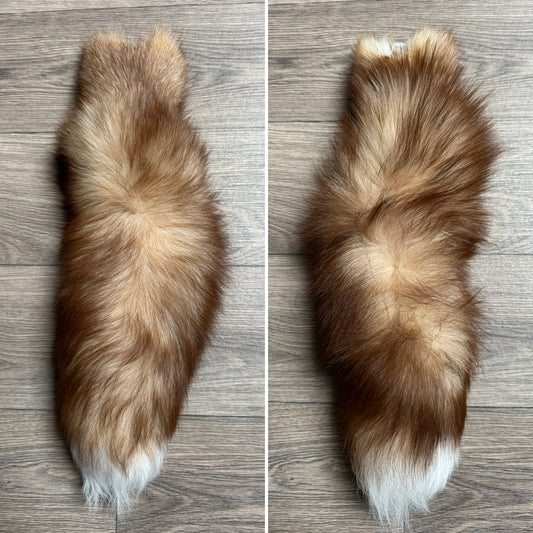 Crystal fox tail keychain (175)