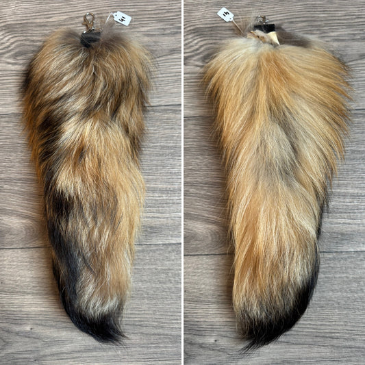 Tanuki tail keychain (41)