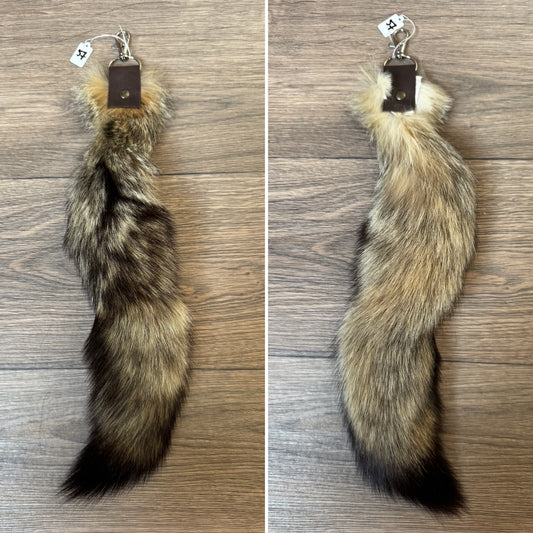 Kit fox tail keychain (57)