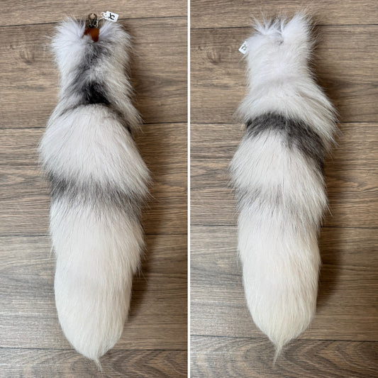 Marble Frost fox tail keychain (75)